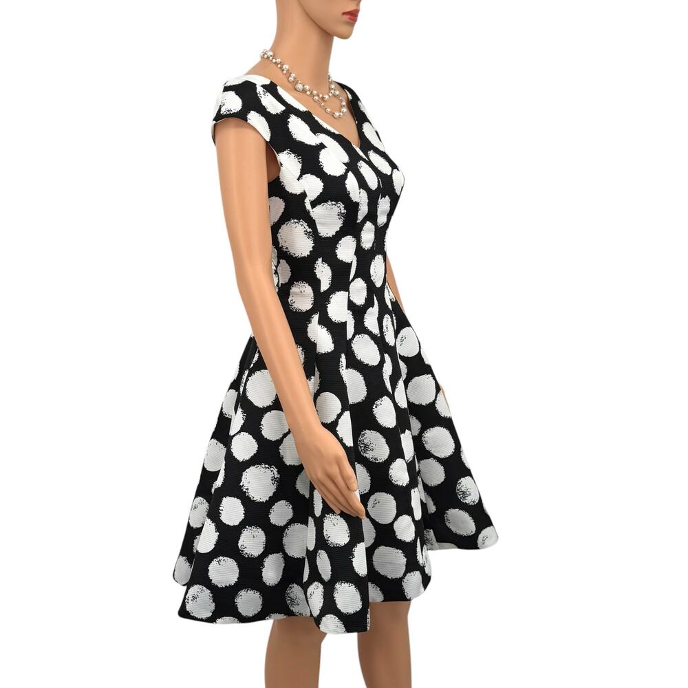 NWT Julia Jordan Black/White Polka Dot Fit & Flare Dress Double V-Neck Pockets 6 - Picture 8 of 16